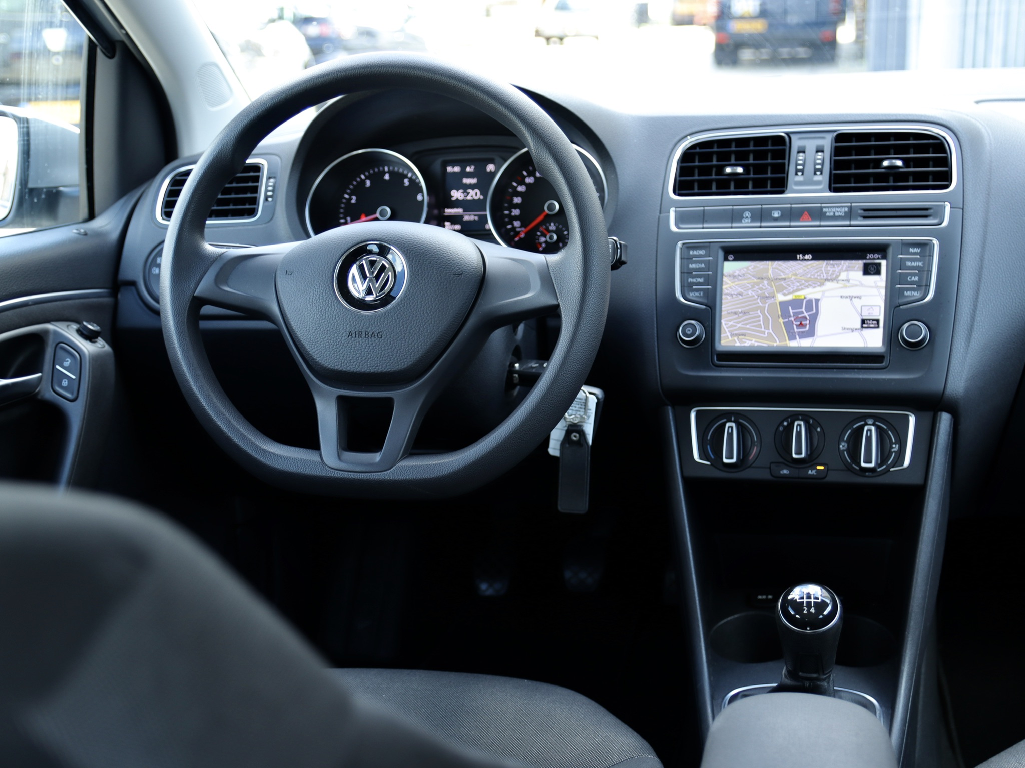breedte Higgins Buitensporig Volkswagen Polo 1.2 TSI | Navigatie | Apple CarPlay | Cruise Control |  Bluetooth | Metallic Lak | Alarm Klasse 3 | Armsteun - Daanauto