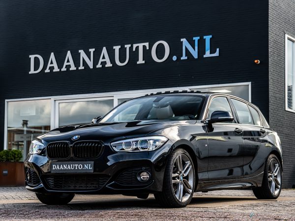 BMW 118i High Executive M-Sport LCI II zwart 1 serie occasion te koop kopen Amsterdam heemskerk beverwijk haarlem