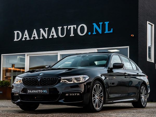 BMW 520i High Executive M-Sport zwart 5 serie occasion te koop kopen Amsterdam heemskerk beverwijk haarlem